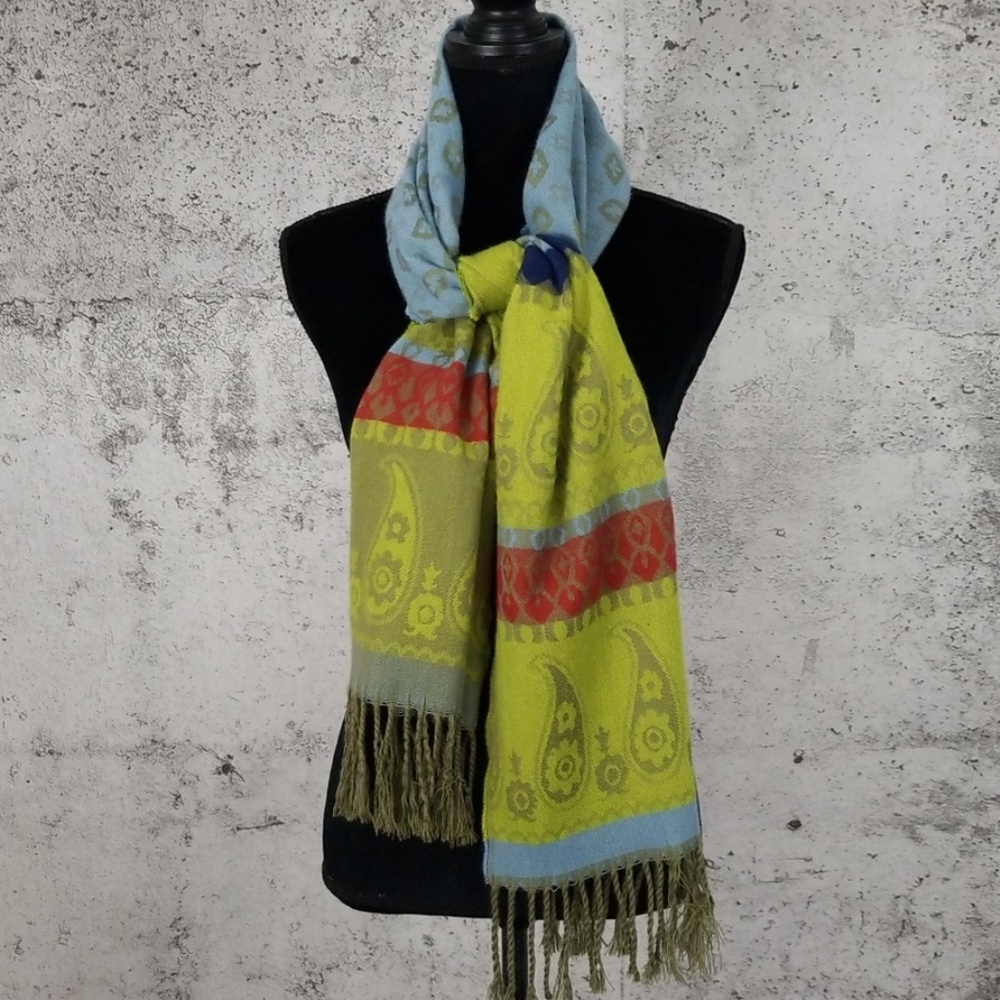 COZY Scarf - Picture 1 of 7